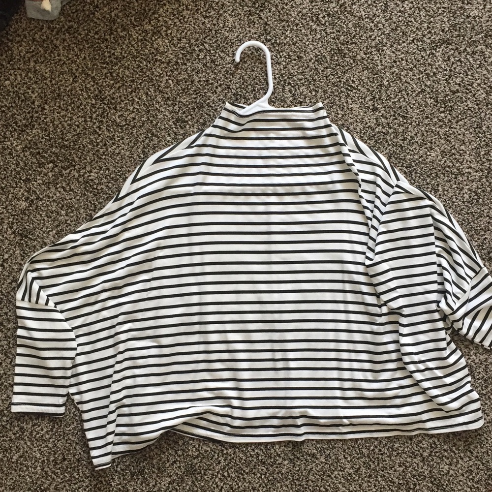 Black and white striped 3/4 sleeve with mock neck